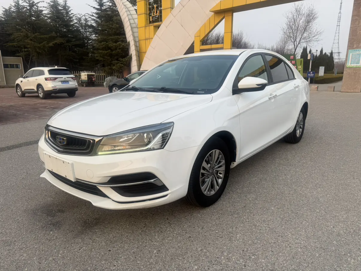 Geely Emgrand  из Китая