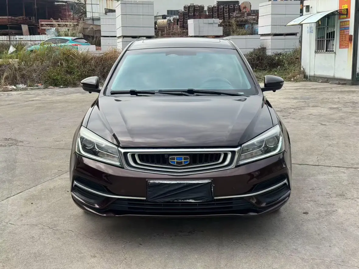 Geely Emgrand  из Китая