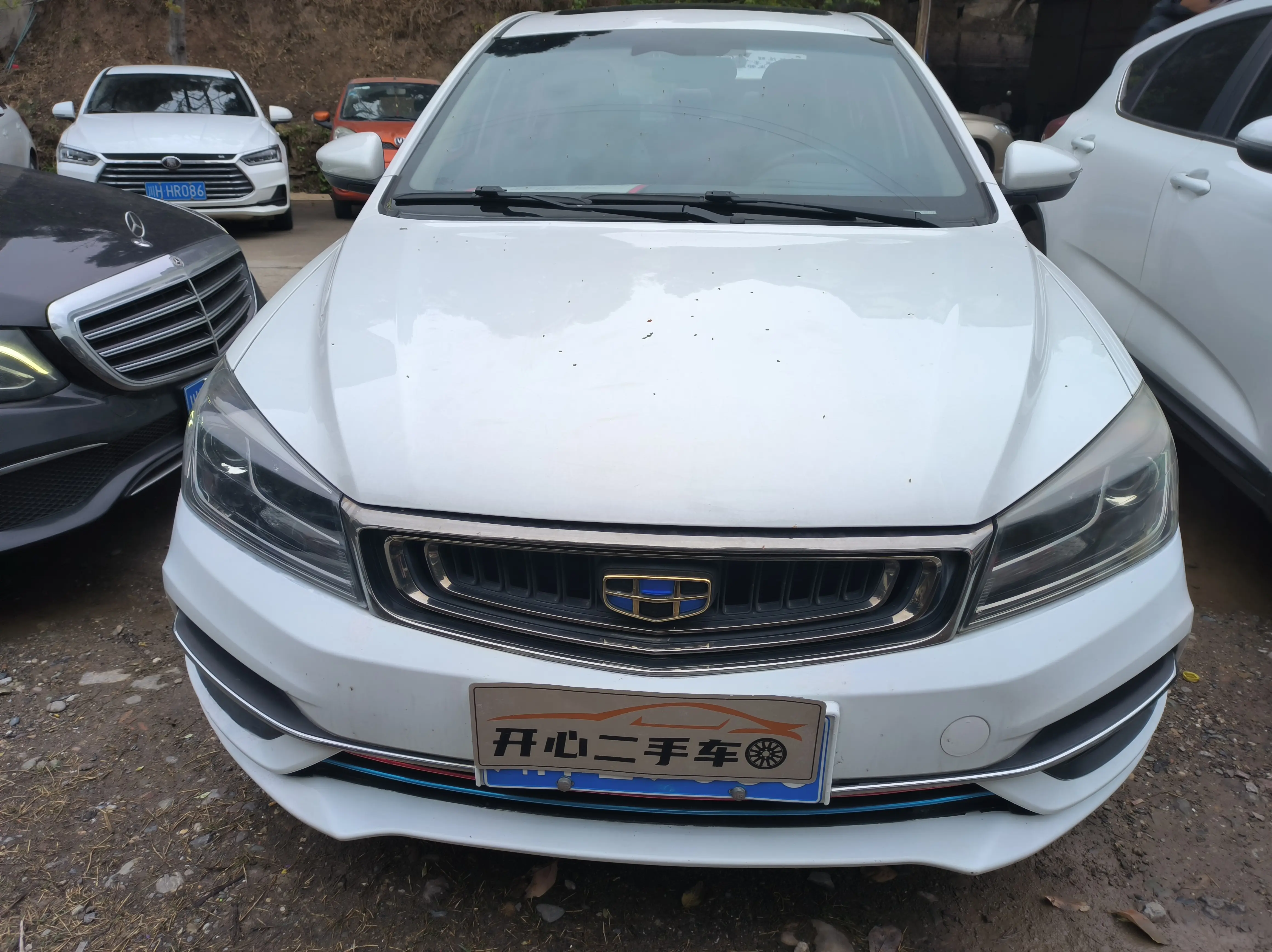 Geely Emgrand  из Китая