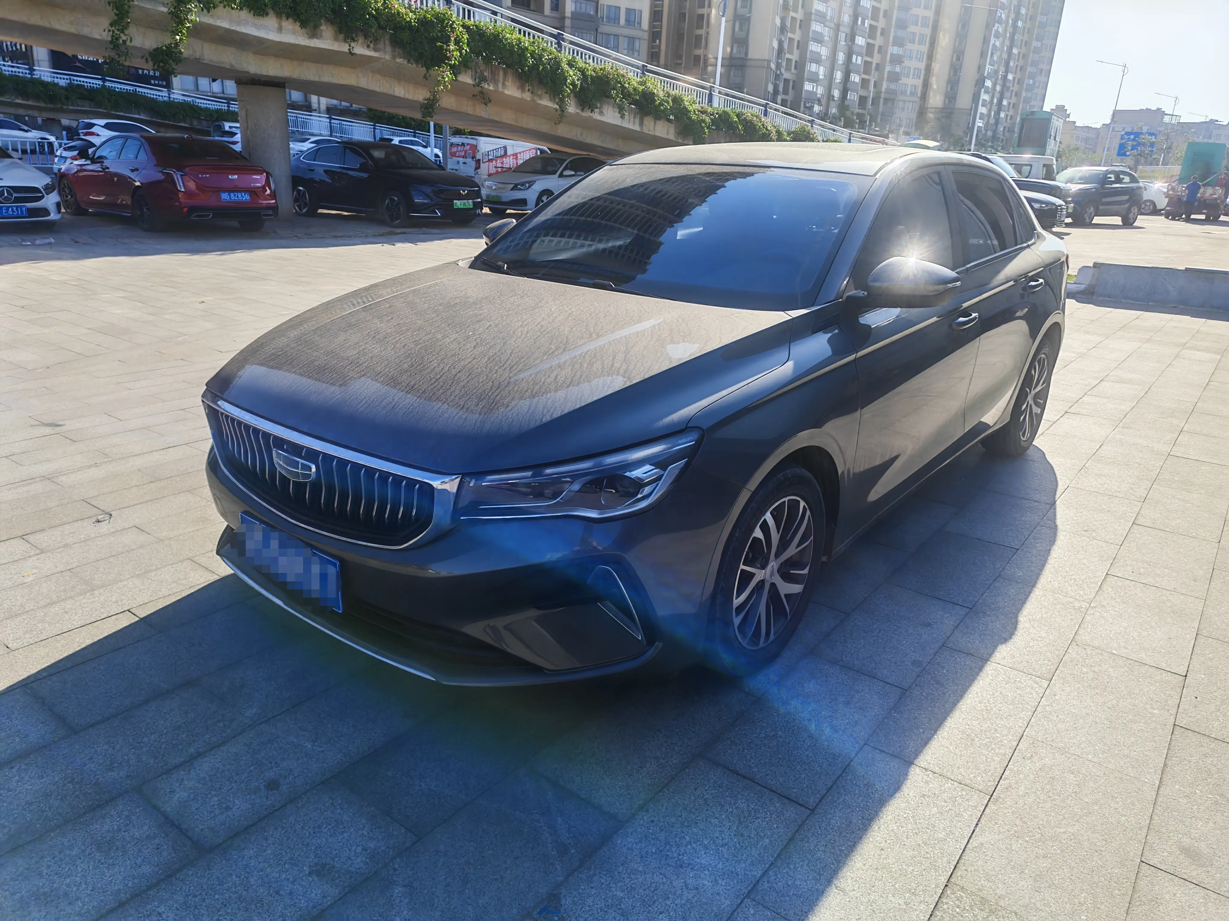 Geely Emgrand  из Китая