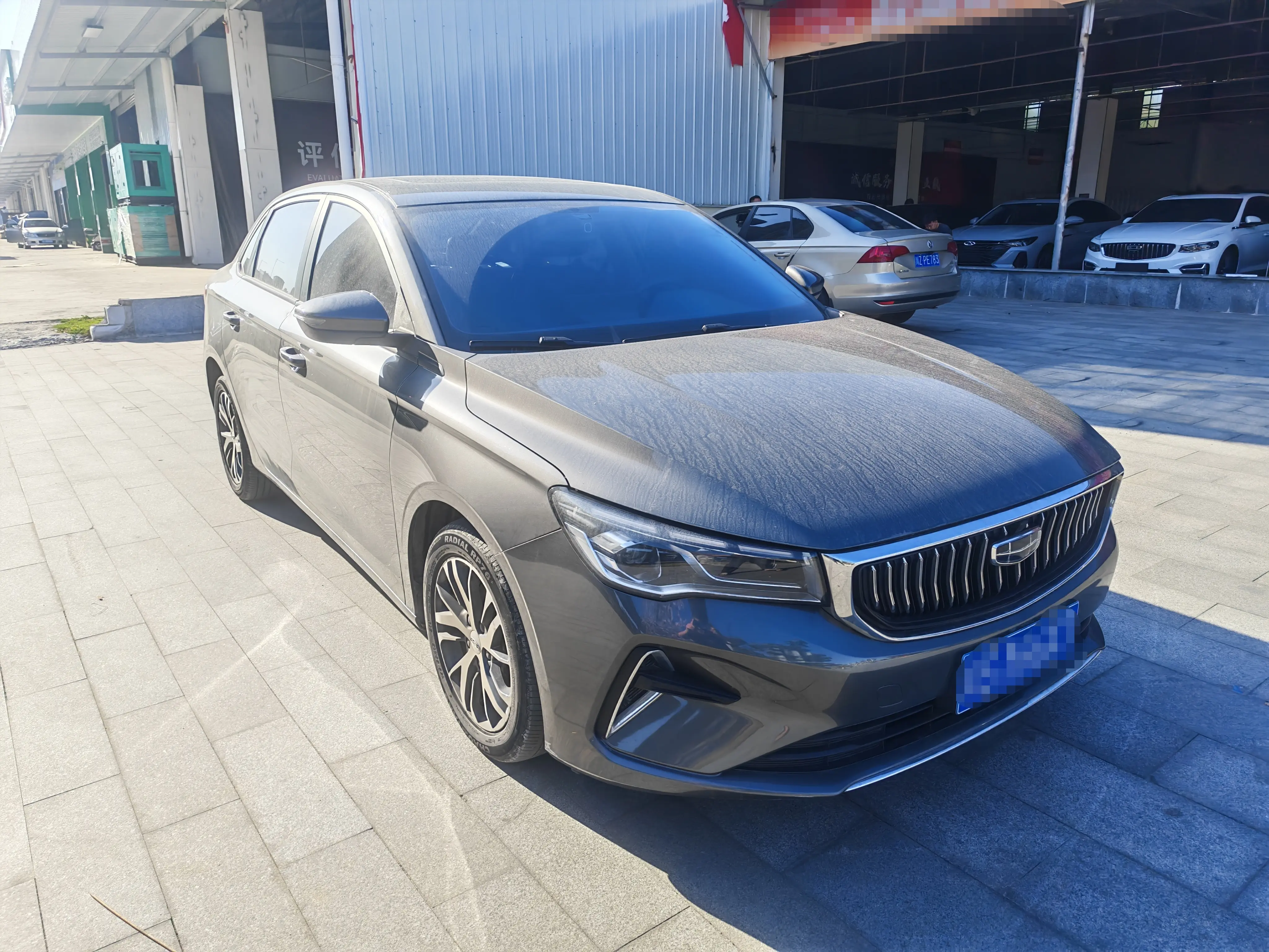 Geely Emgrand  из Китая