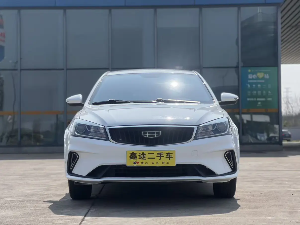 Geely Emgrand  из Китая