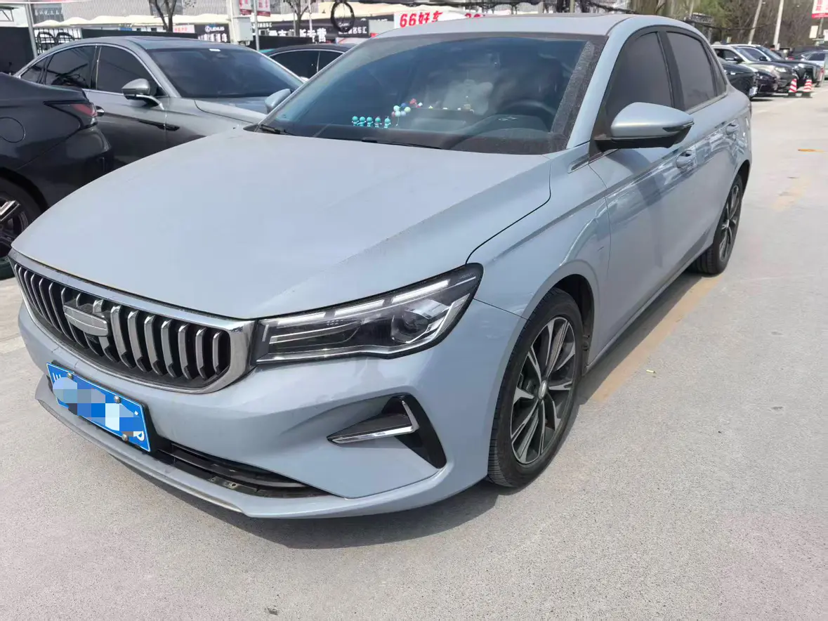 Geely Emgrand  из Китая