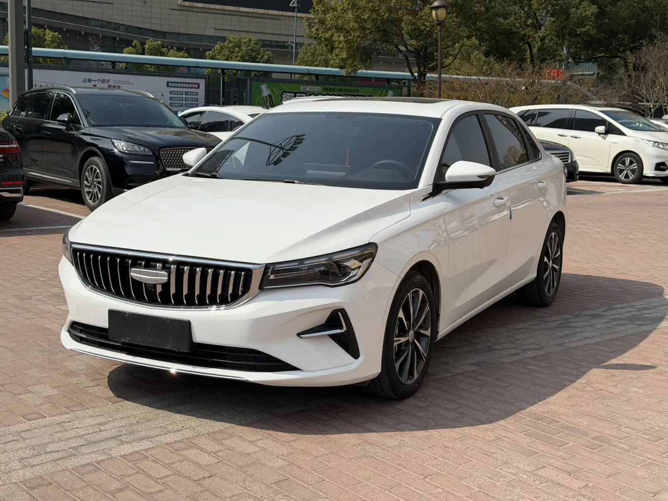 Geely Emgrand  из Китая