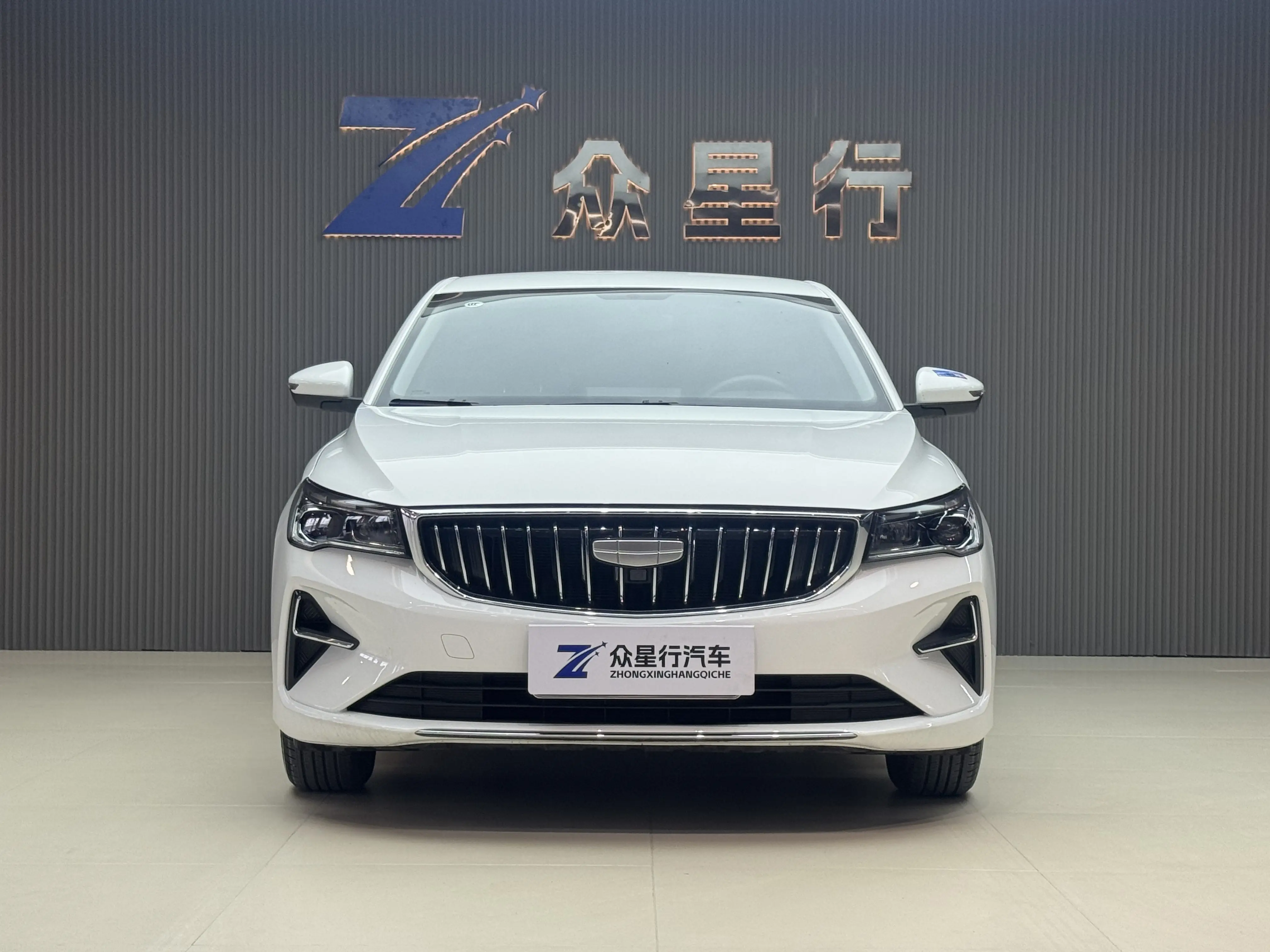 Geely Emgrand  из Китая