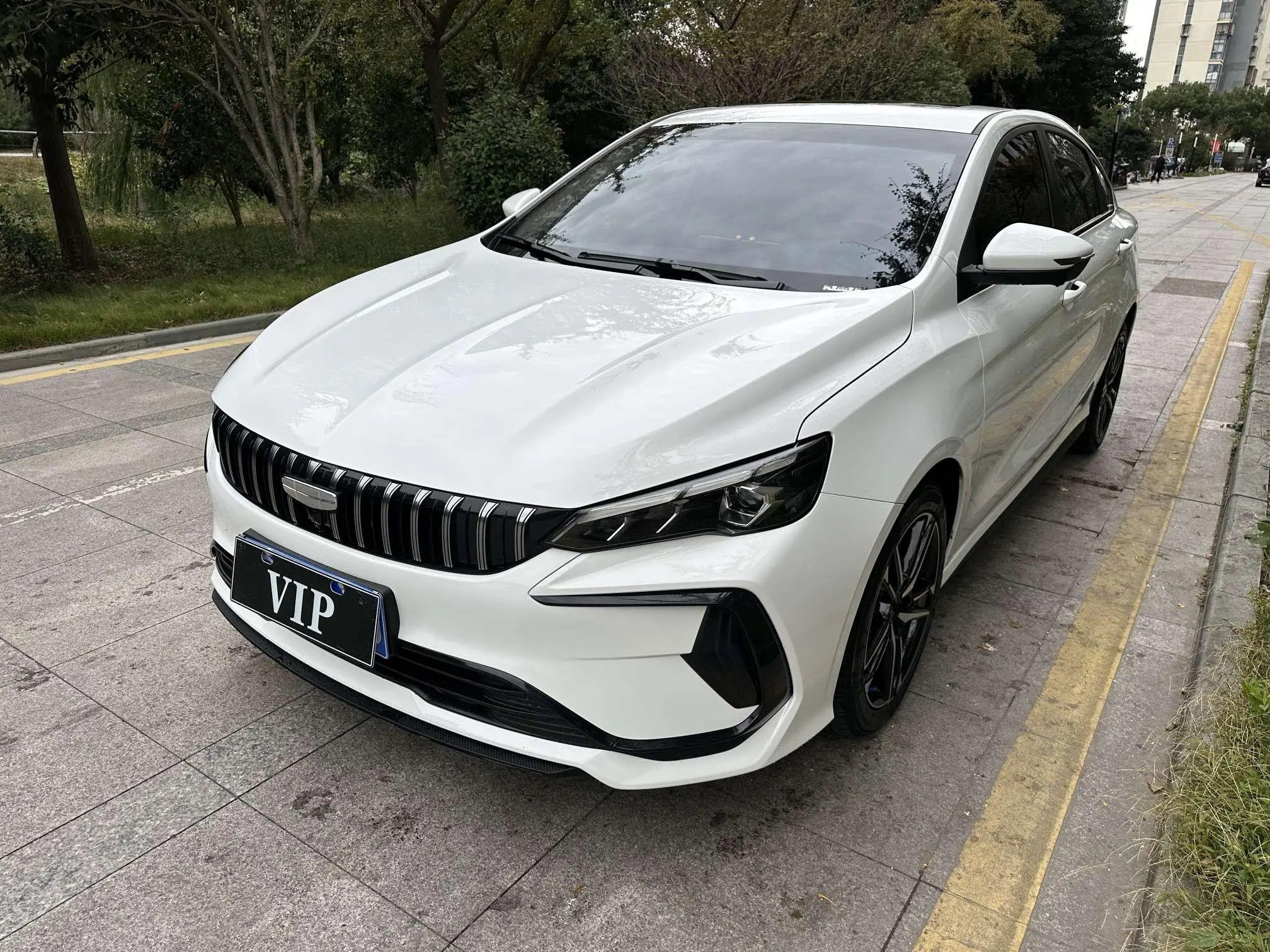 Geely Binrui  из Китая