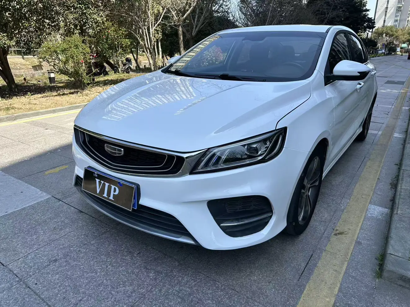 Geely Binrui  из Китая