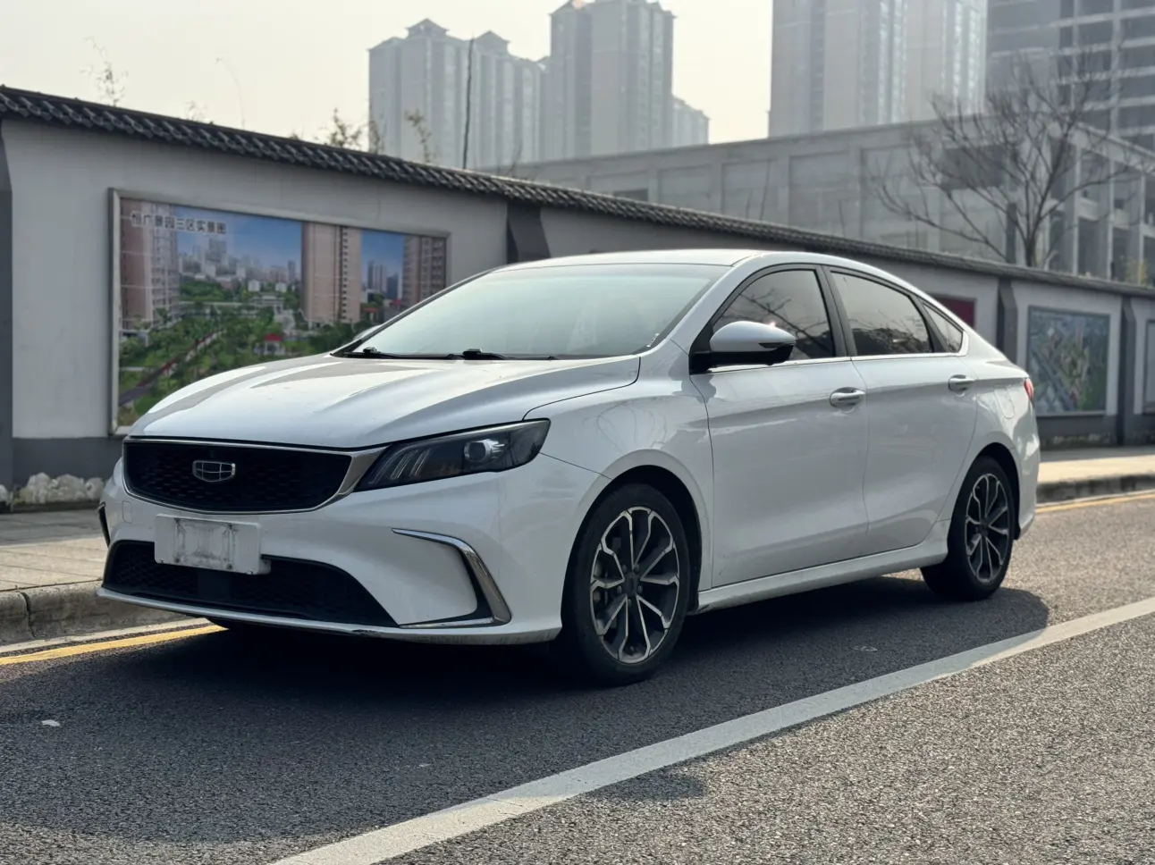 Geely Binrui  из Китая