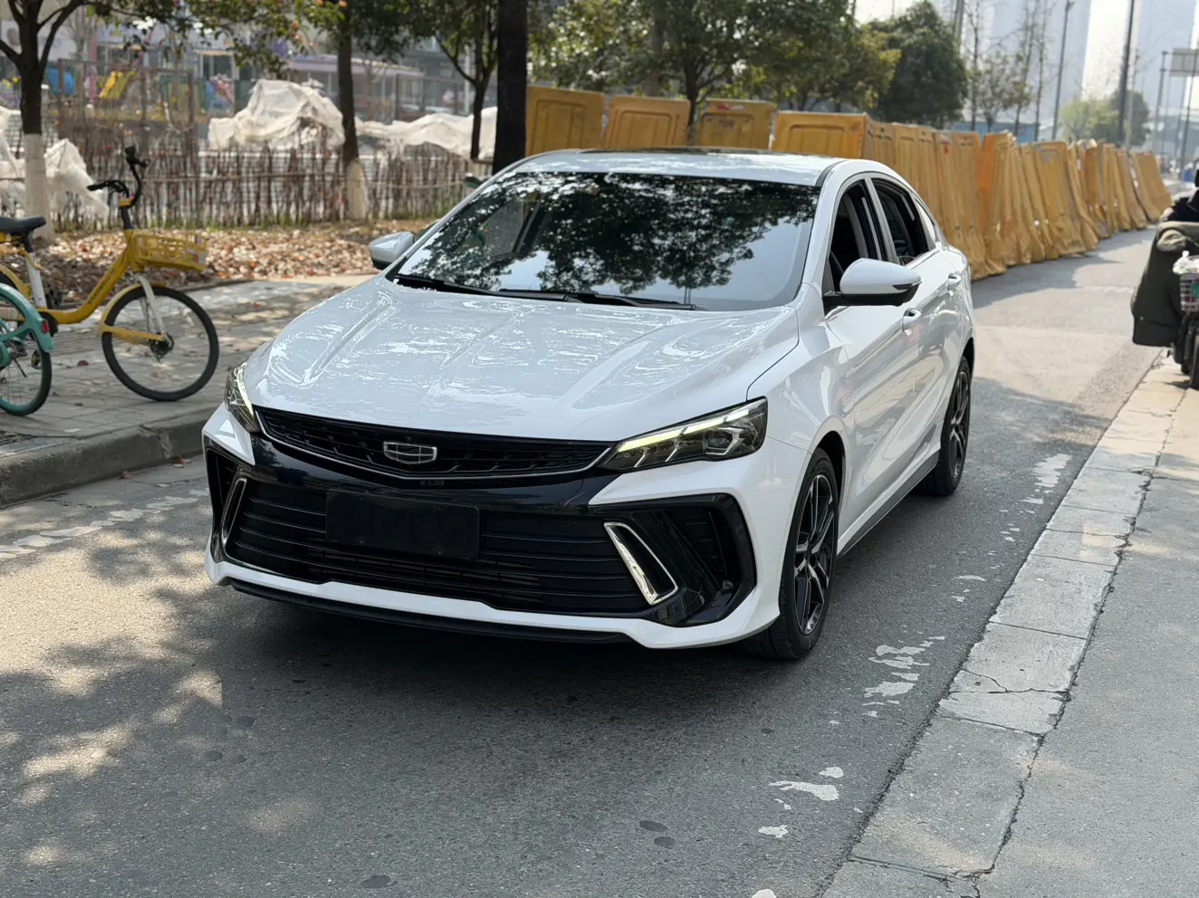 Geely Binrui  из Китая