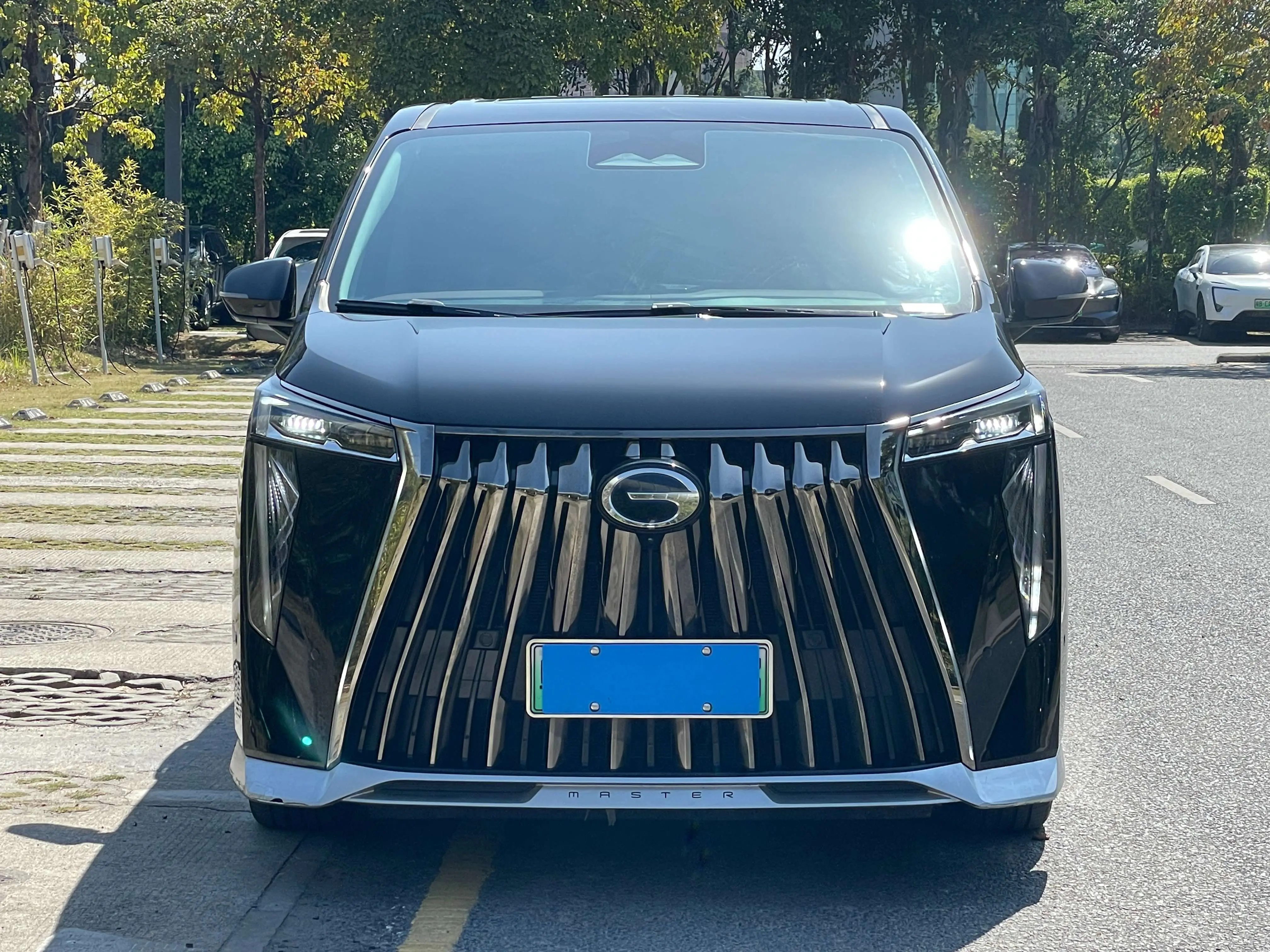 GAC Trumpchi E9 PHEV  из Китая