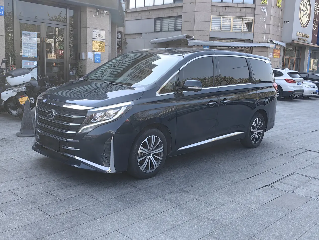 GAC Trumpchi M8  из Китая