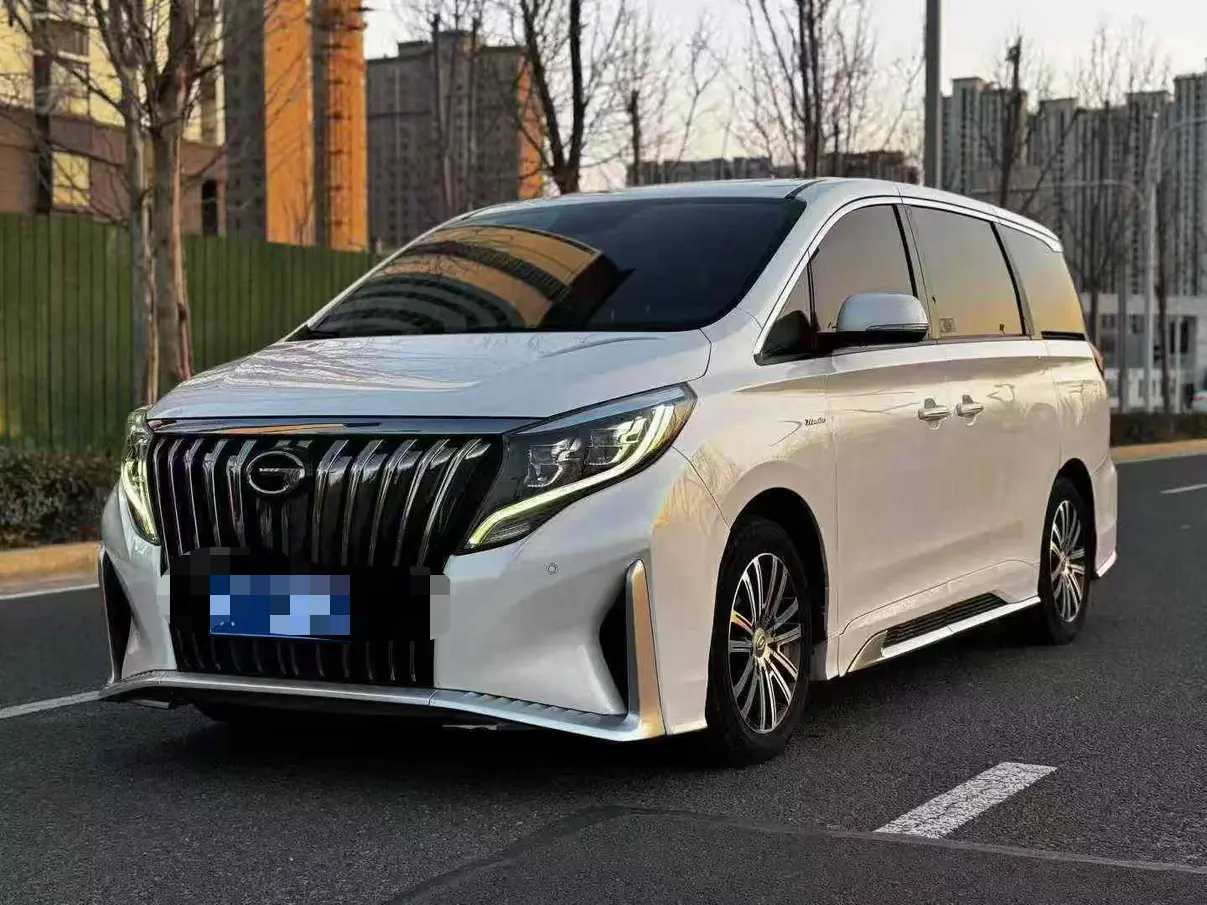 GAC Trumpchi M8  из Китая