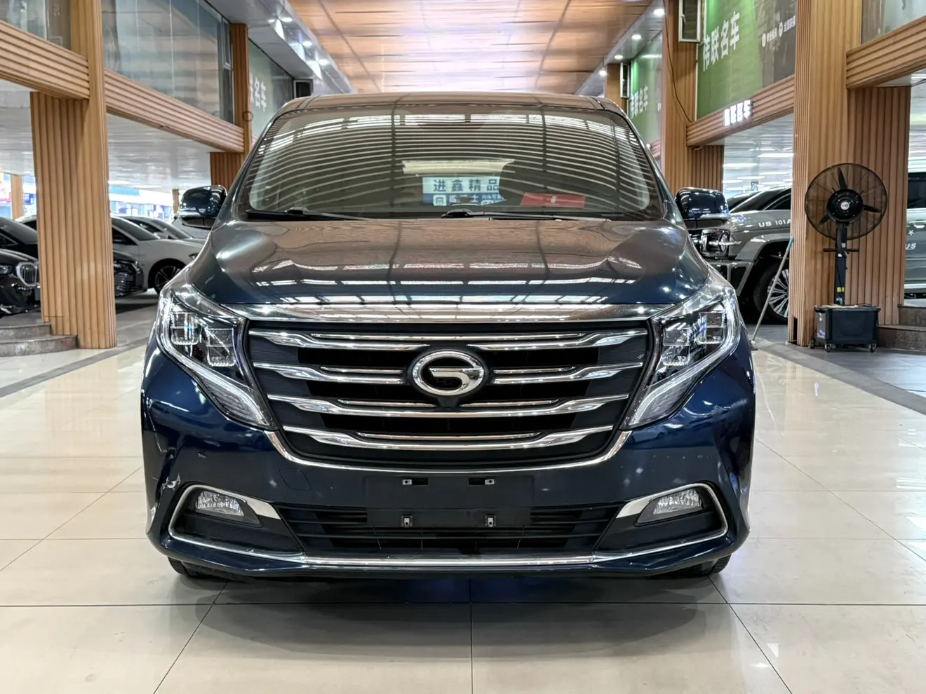 GAC Trumpchi M8  из Китая