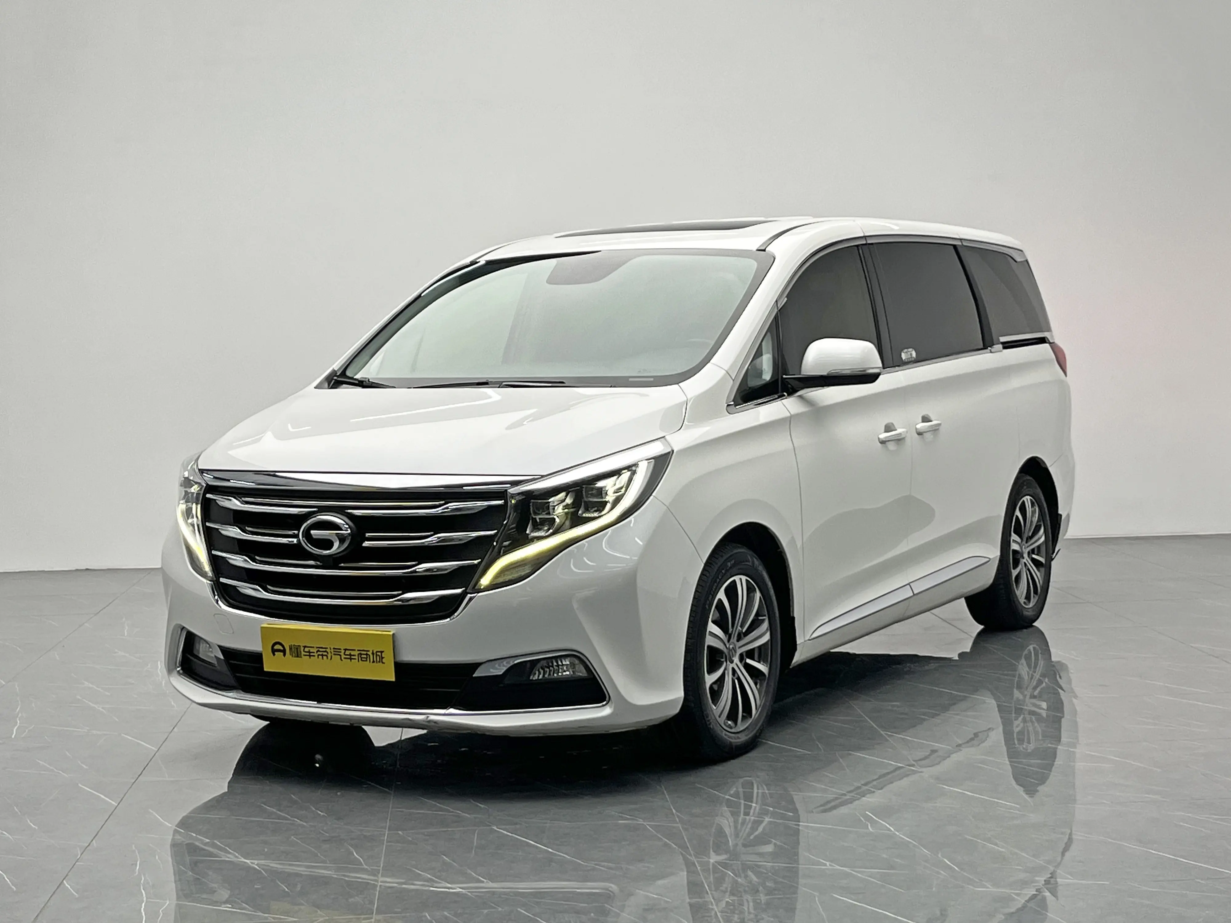 GAC Trumpchi M8  из Китая