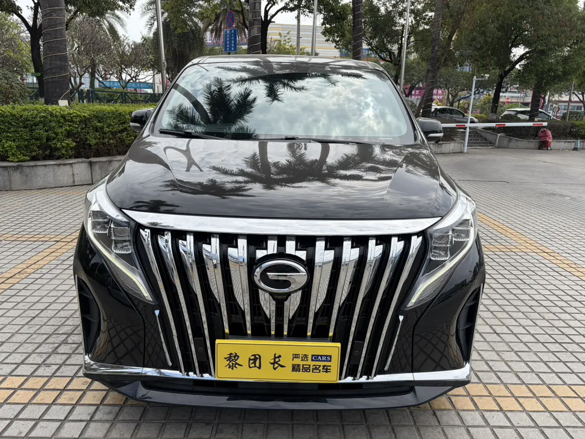 GAC Trumpchi M8  из Китая