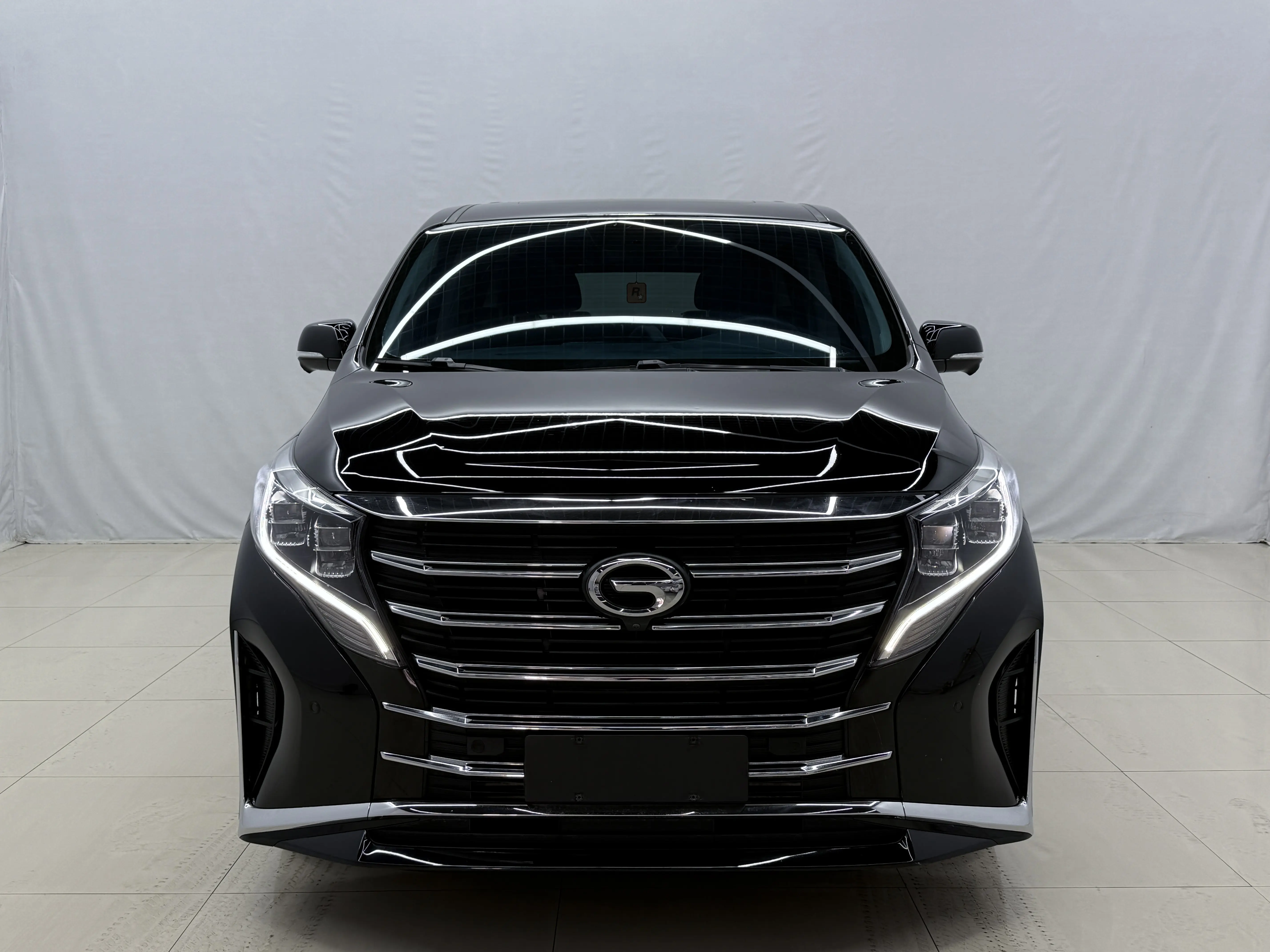 GAC Trumpchi M8  из Китая