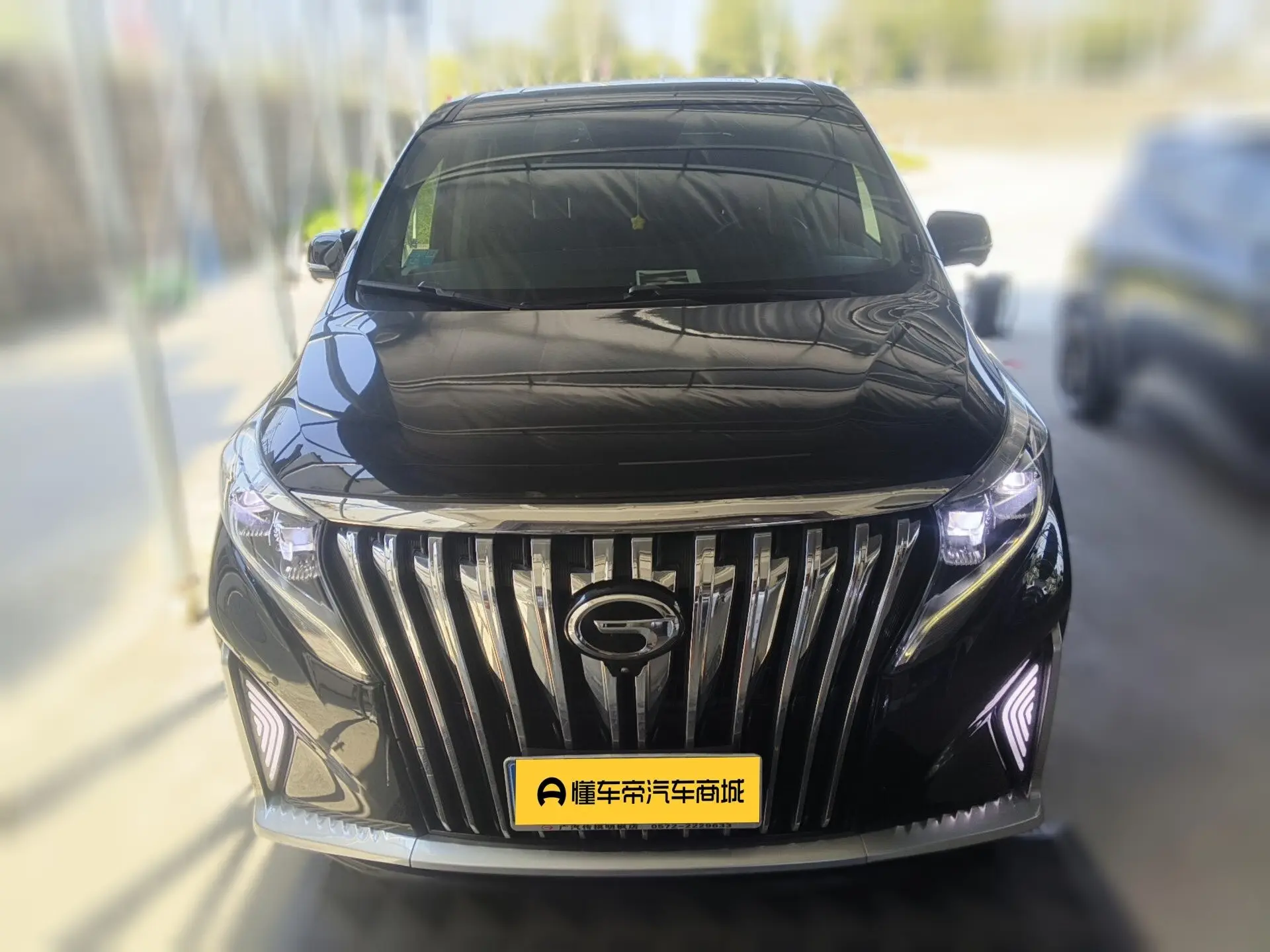 GAC Trumpchi M8  из Китая