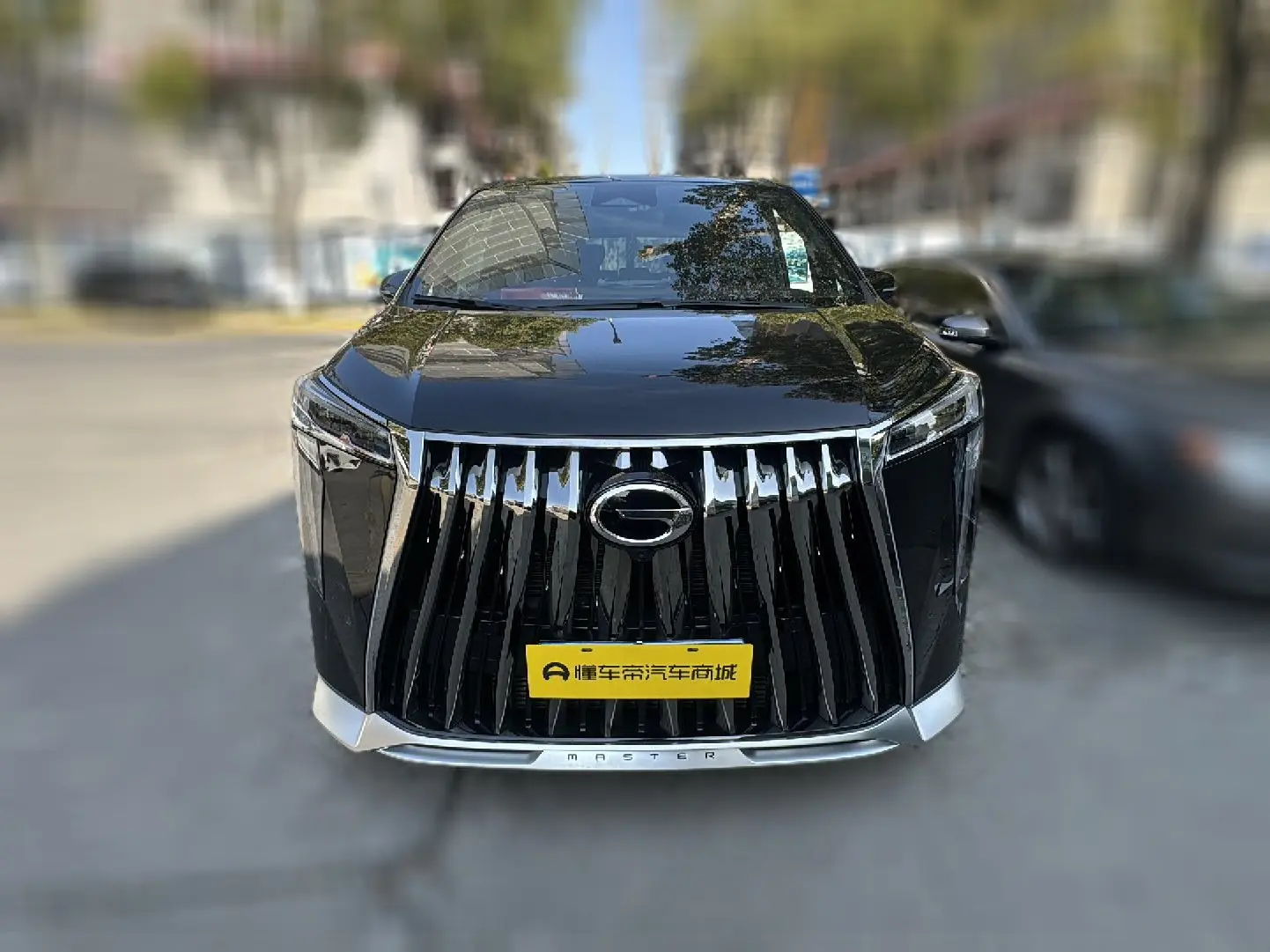 GAC Trumpchi M8  из Китая