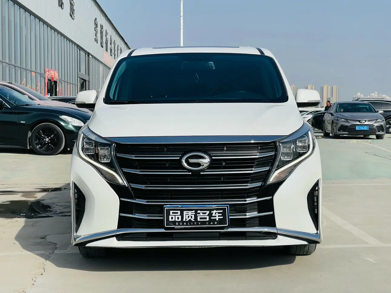 GAC Trumpchi M8  из Китая