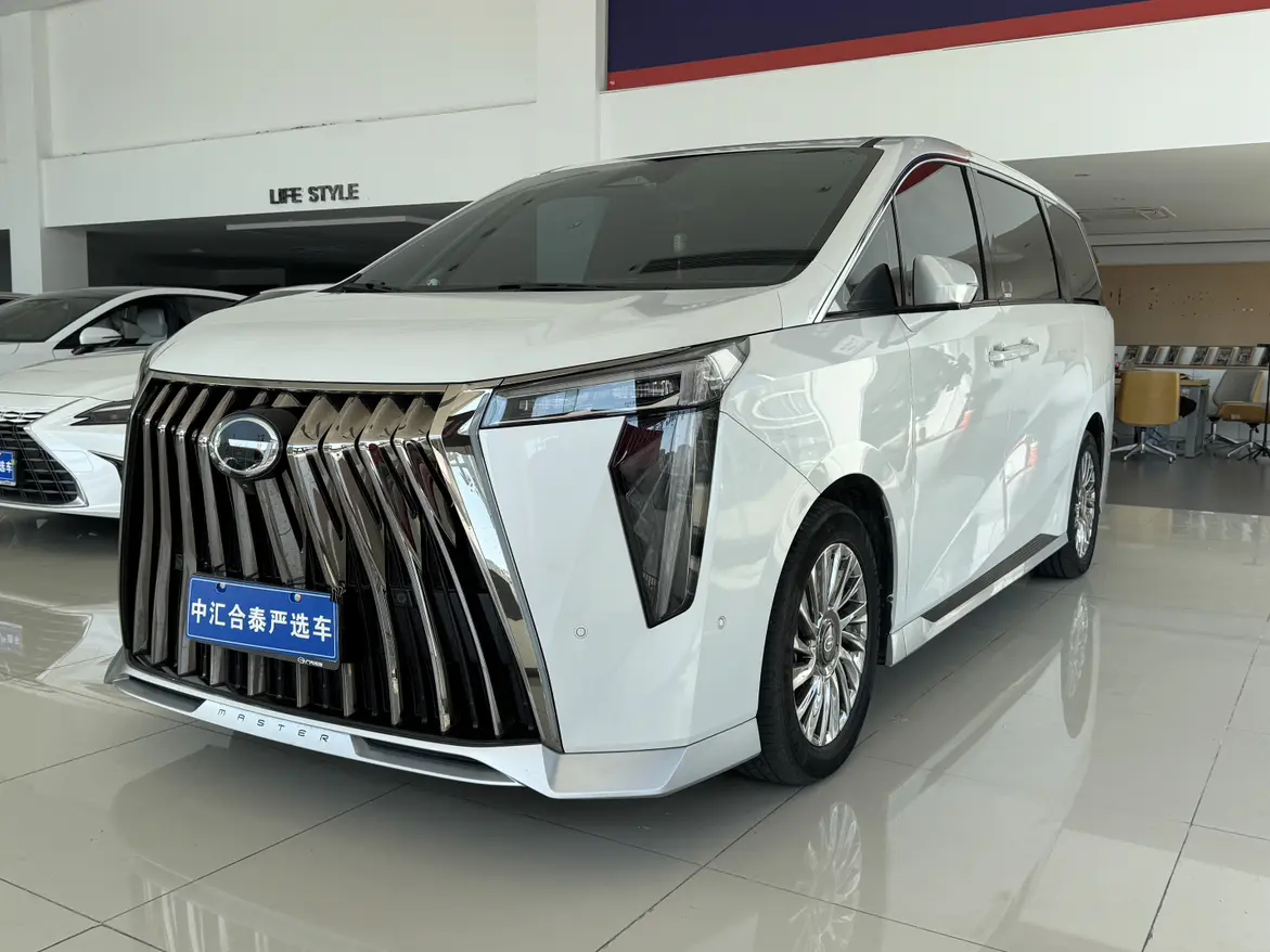 GAC Trumpchi M8  из Китая