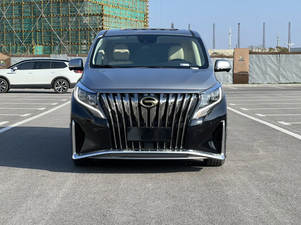 GAC Trumpchi M8  из Китая