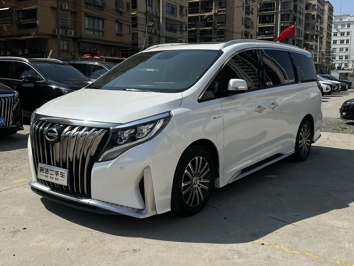 GAC Trumpchi M8  из Китая