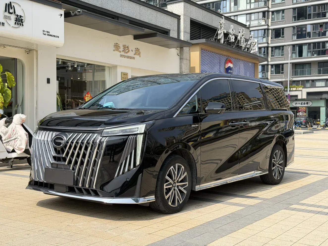 GAC Trumpchi M8  из Китая