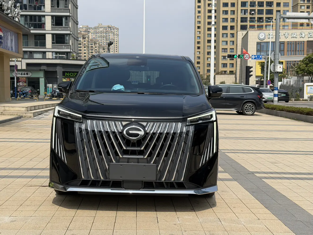 GAC Trumpchi M8  из Китая