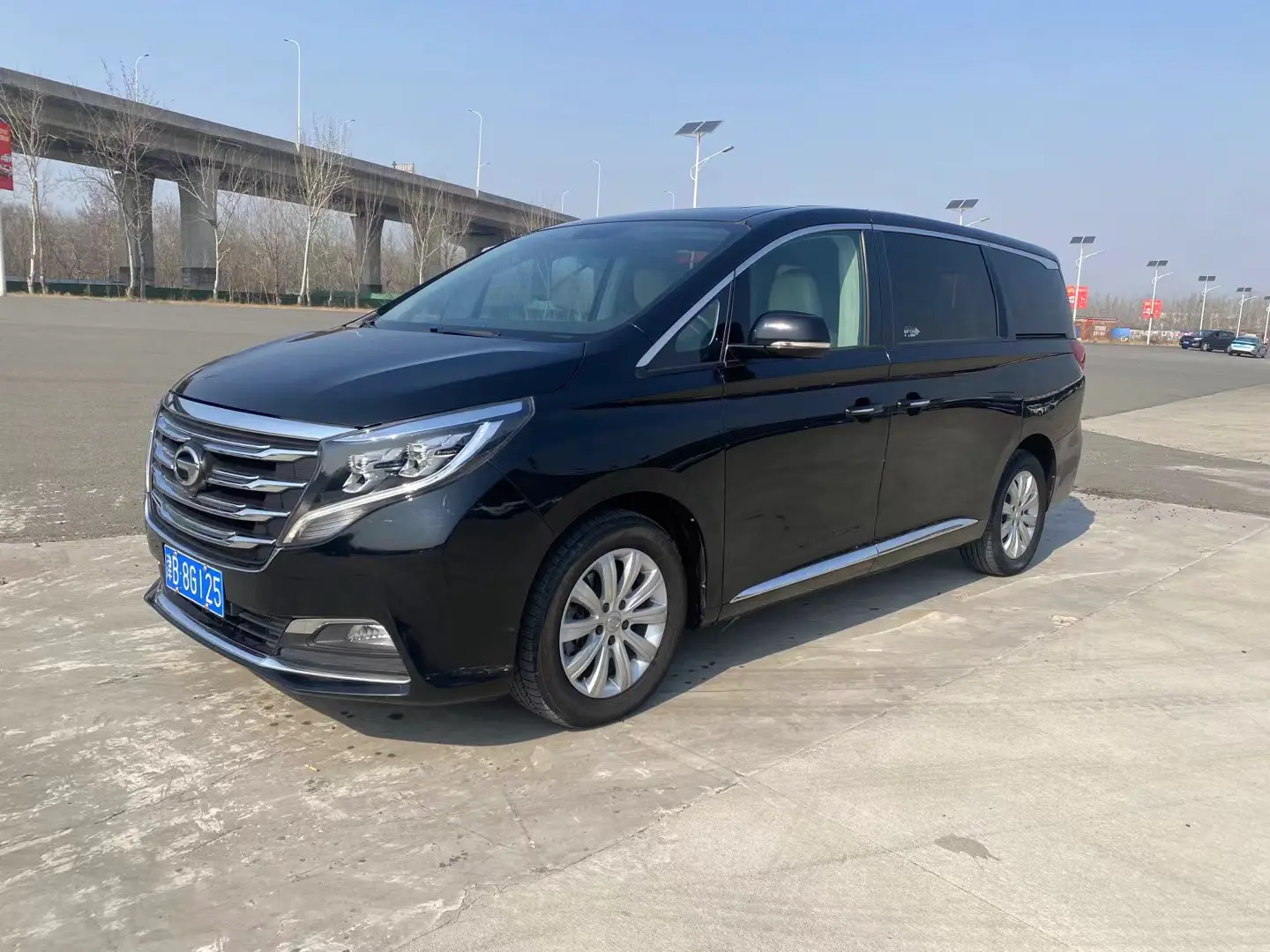 GAC Trumpchi M8  из Китая