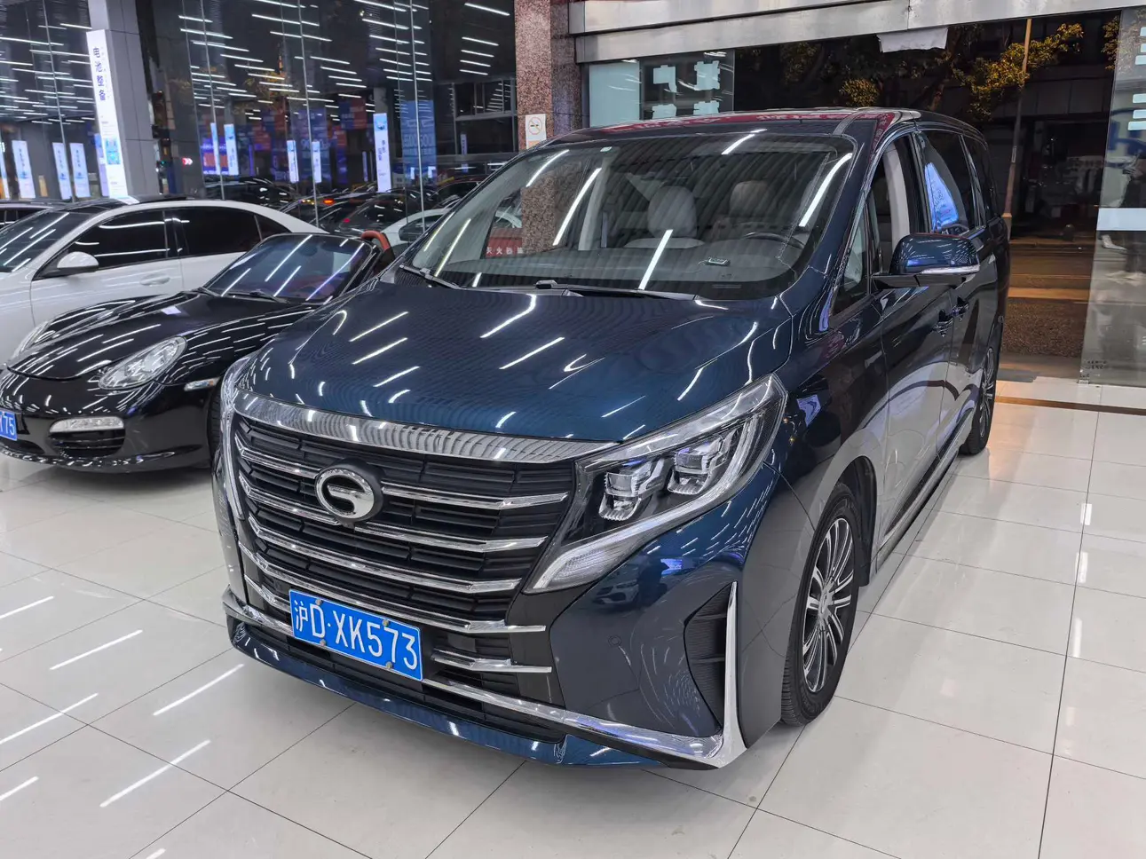 GAC Trumpchi M8  из Китая
