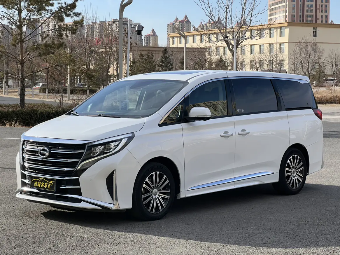GAC Trumpchi M8  из Китая