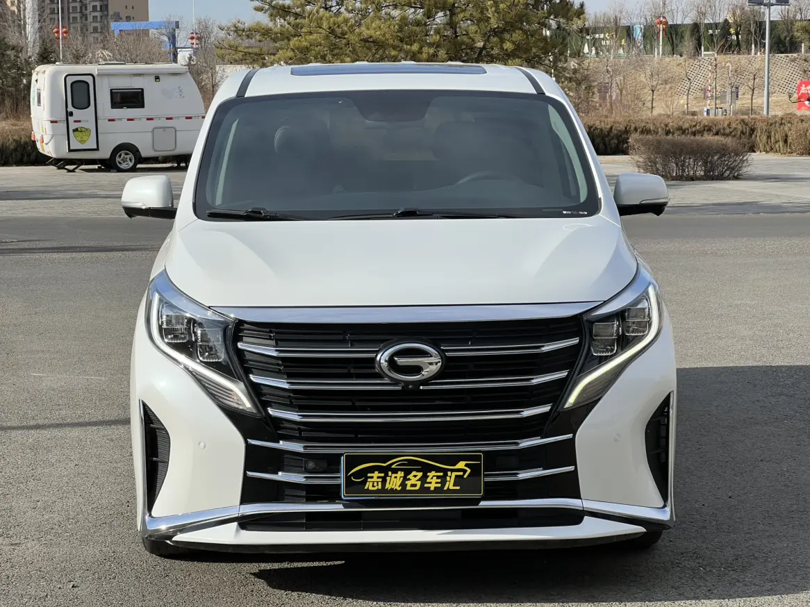 GAC Trumpchi M8  из Китая