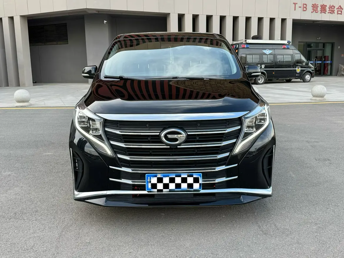 GAC Trumpchi M8  из Китая