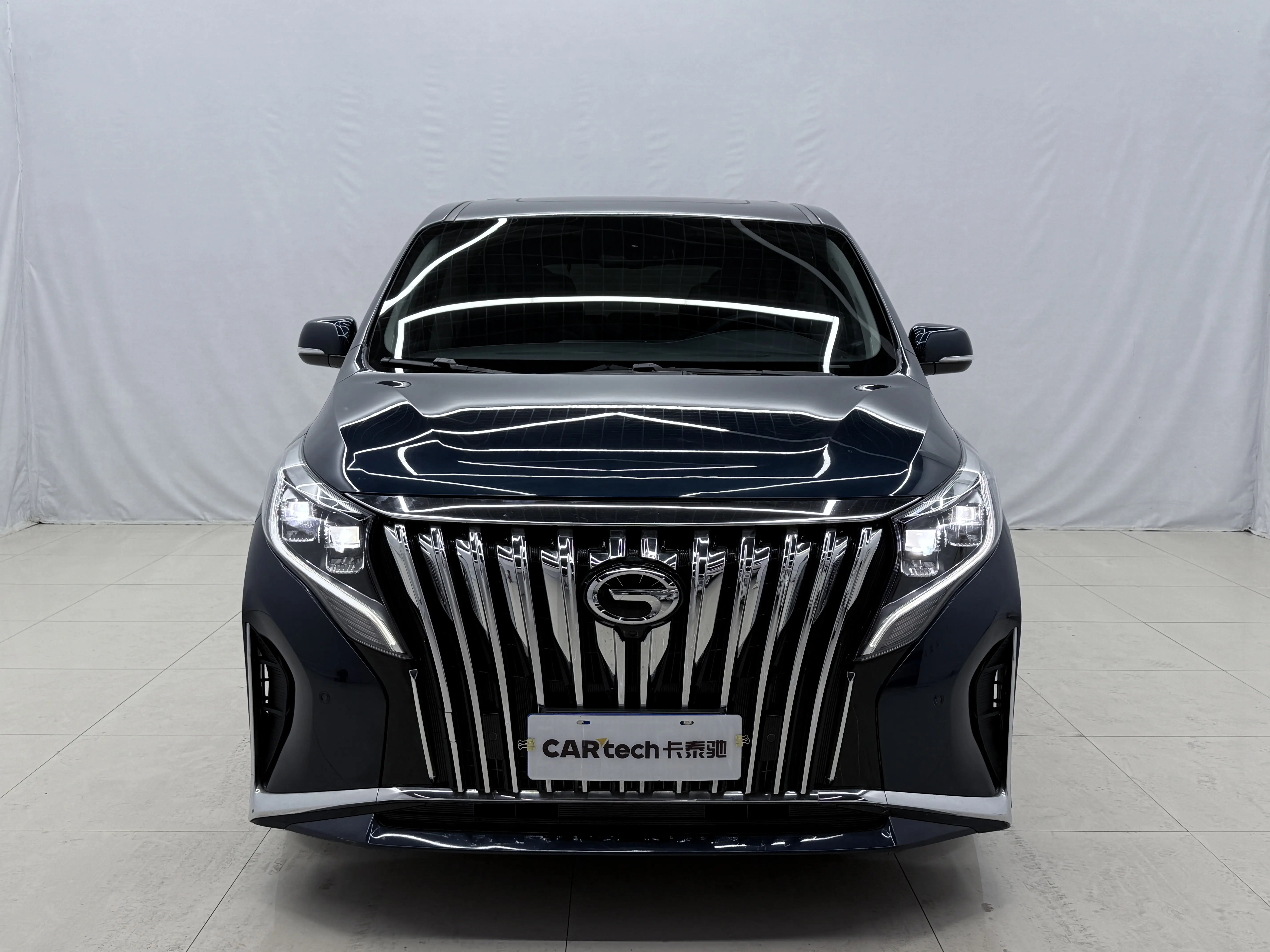 GAC Trumpchi M8  из Китая