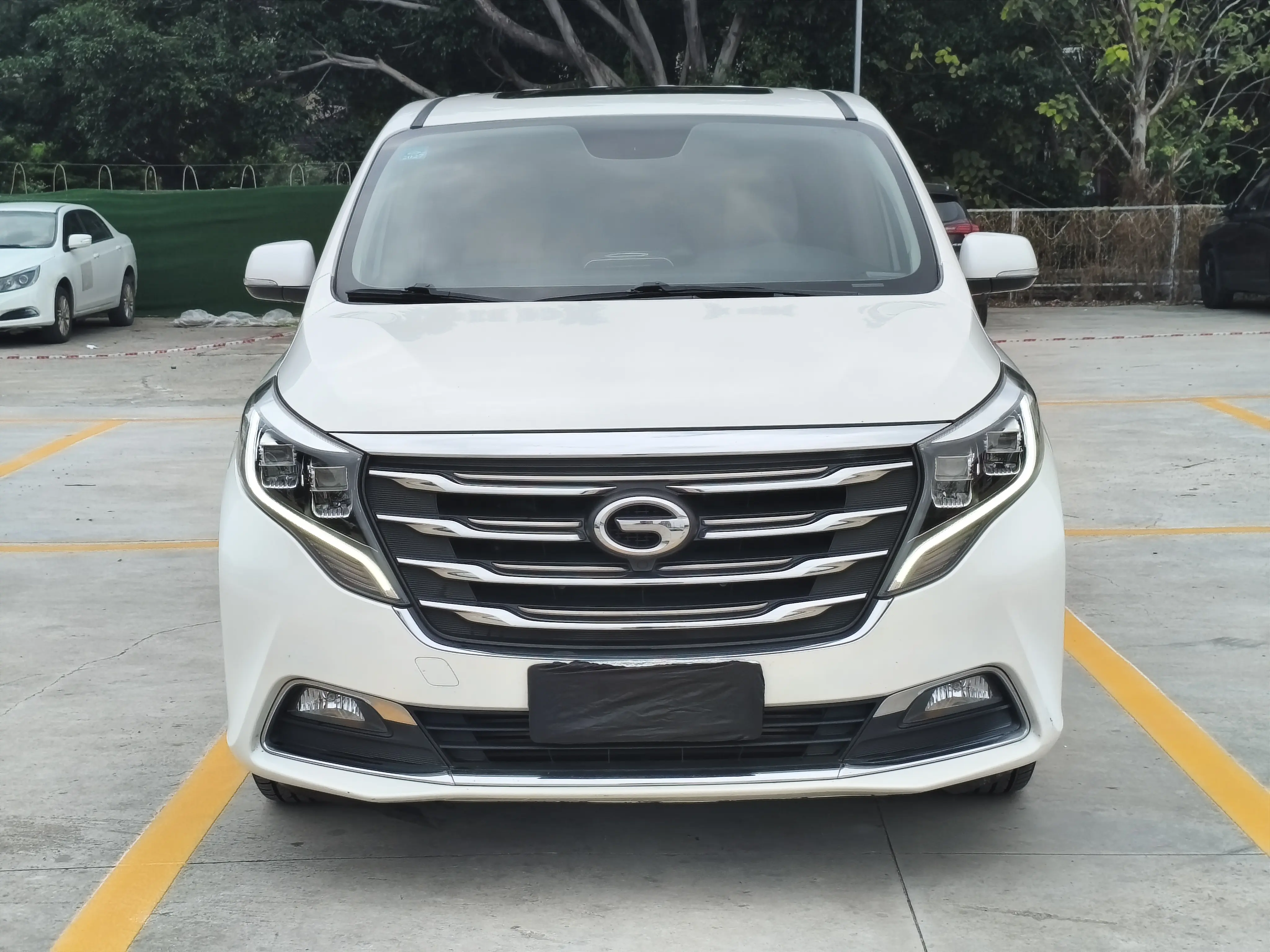 GAC Trumpchi M8  из Китая