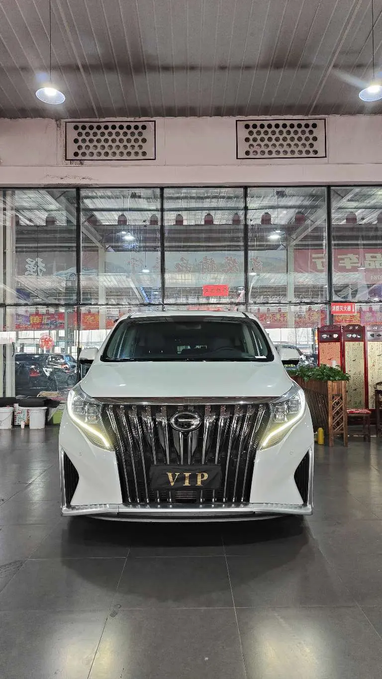 GAC Trumpchi M8  из Китая