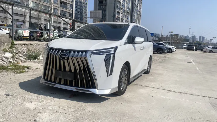 GAC Trumpchi M8  из Китая