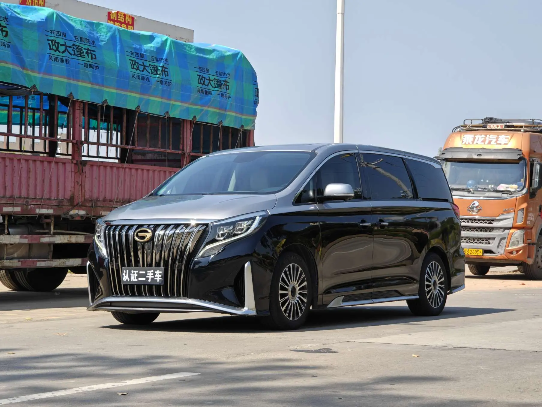 GAC Trumpchi M8  из Китая