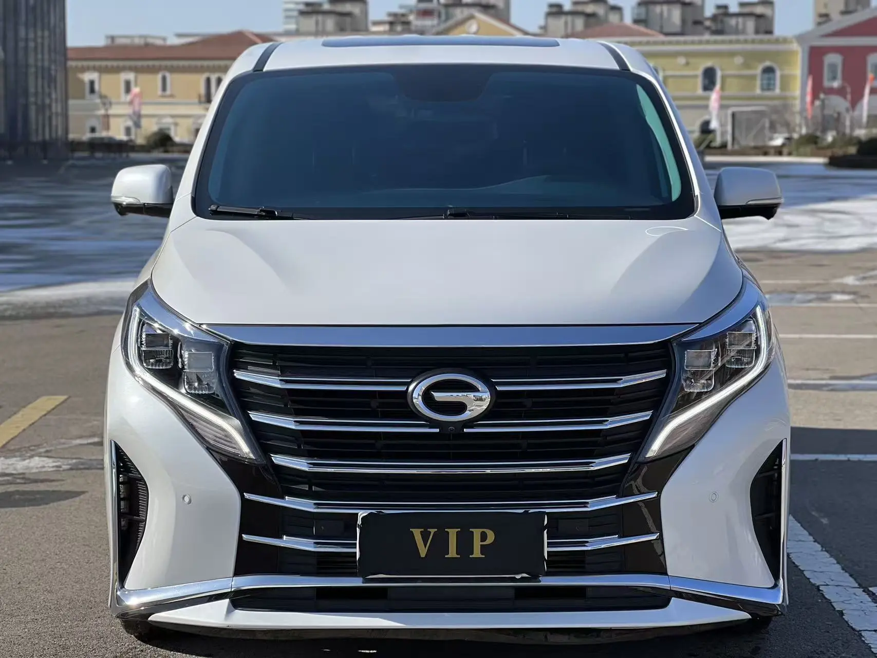 GAC Trumpchi M8  из Китая