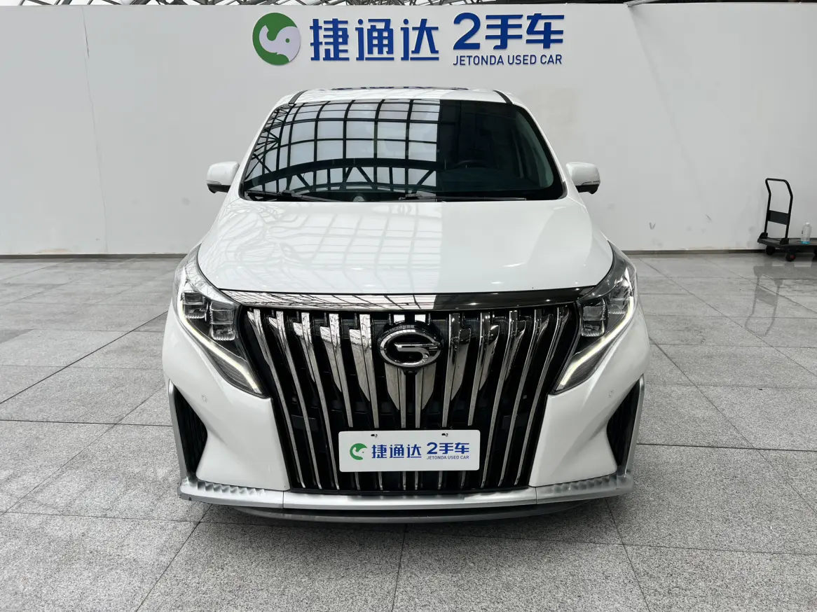 GAC Trumpchi M8  из Китая