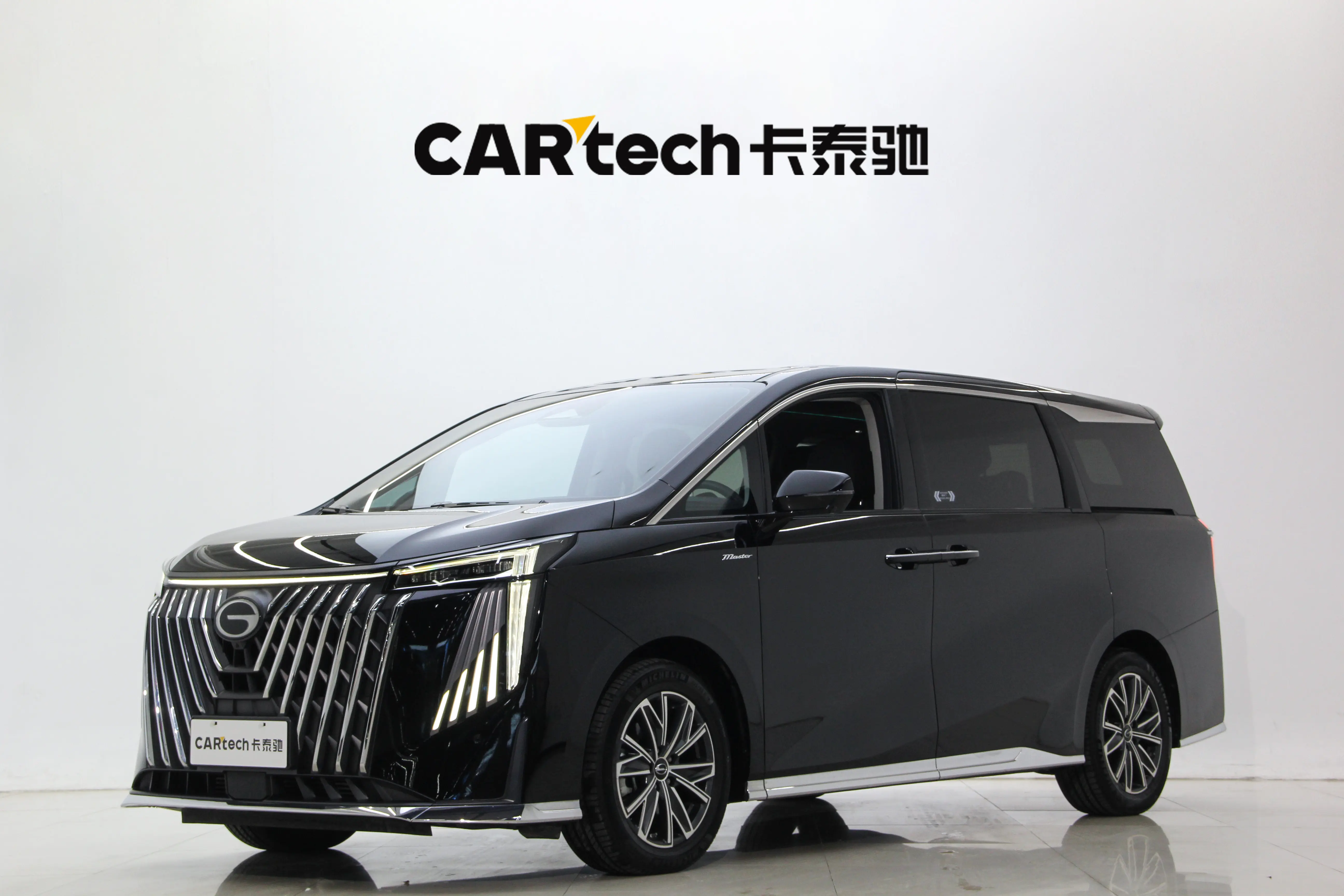 GAC Trumpchi M8  из Китая