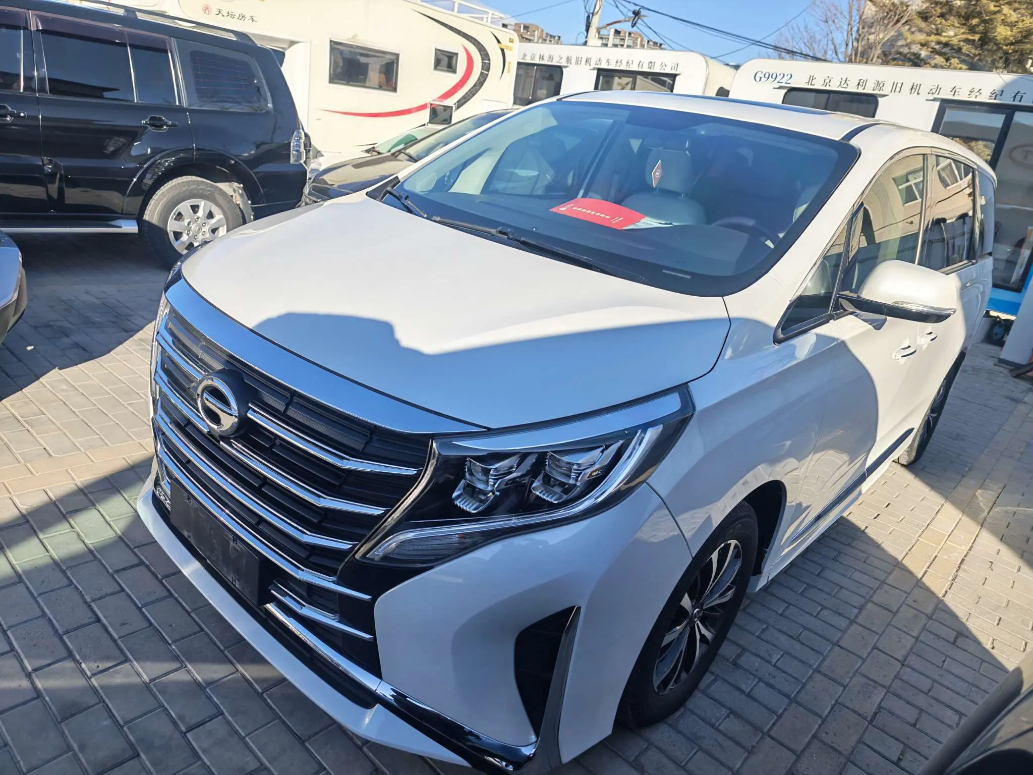 GAC Trumpchi M8  из Китая