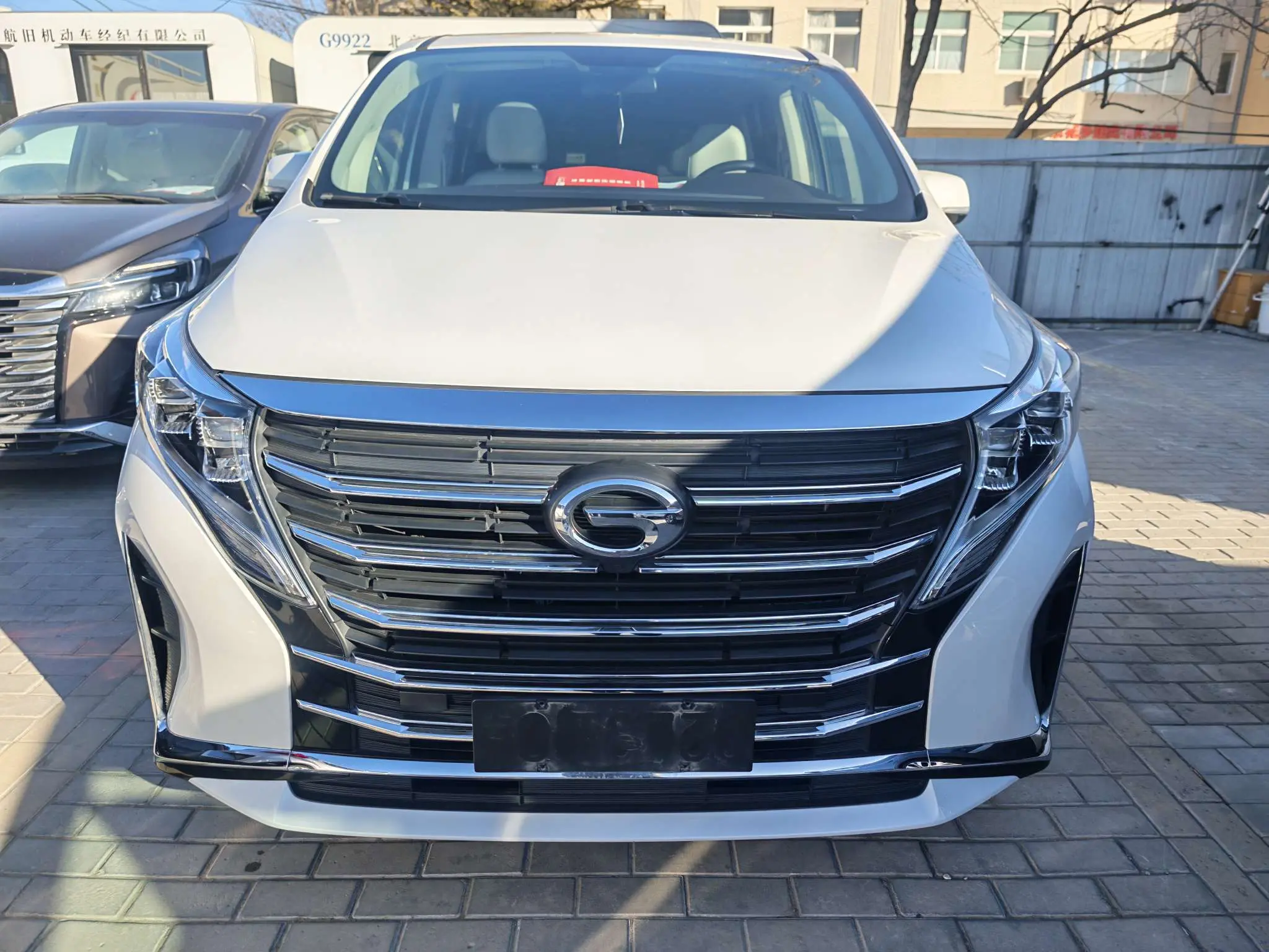 GAC Trumpchi M8  из Китая
