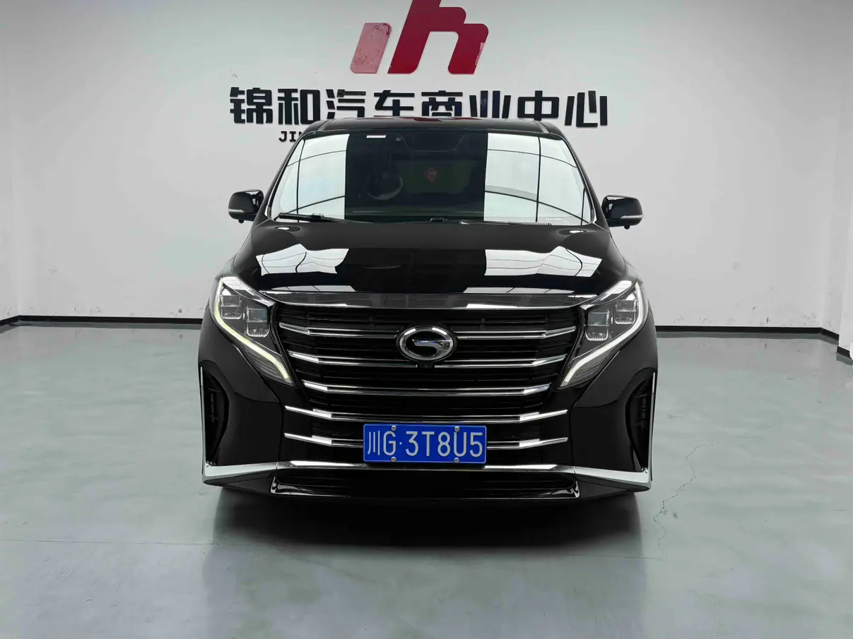 GAC Trumpchi M8  из Китая
