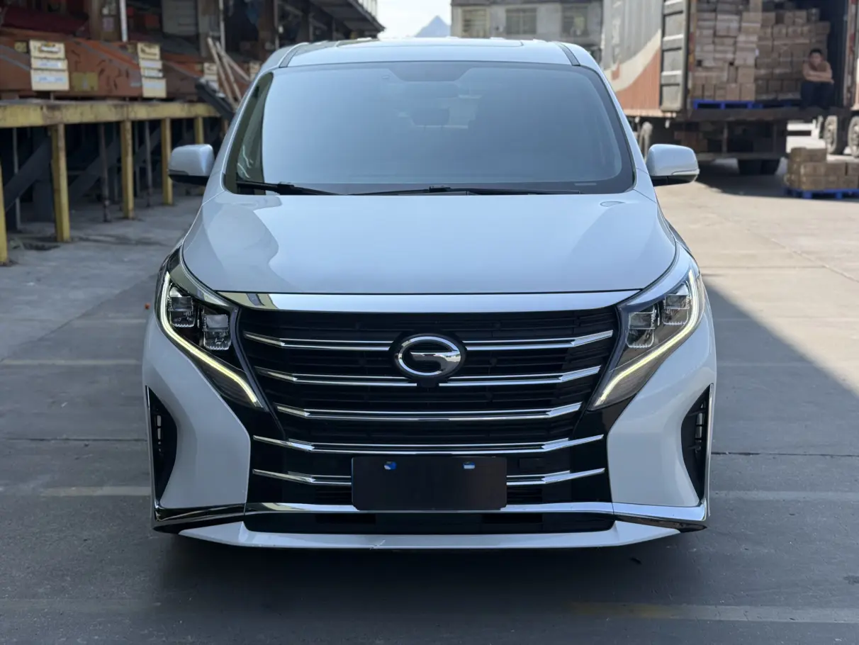 GAC Trumpchi M8  из Китая