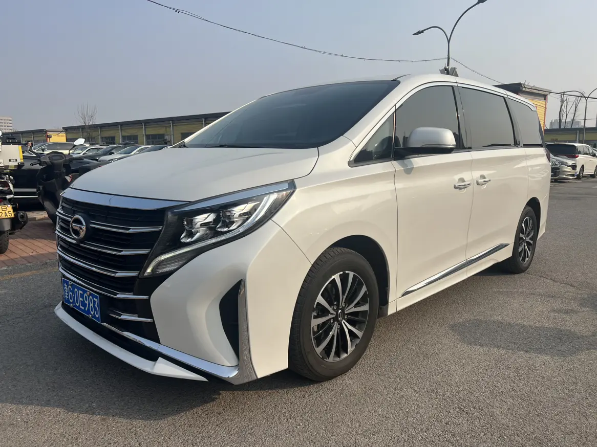 GAC Trumpchi M8  из Китая