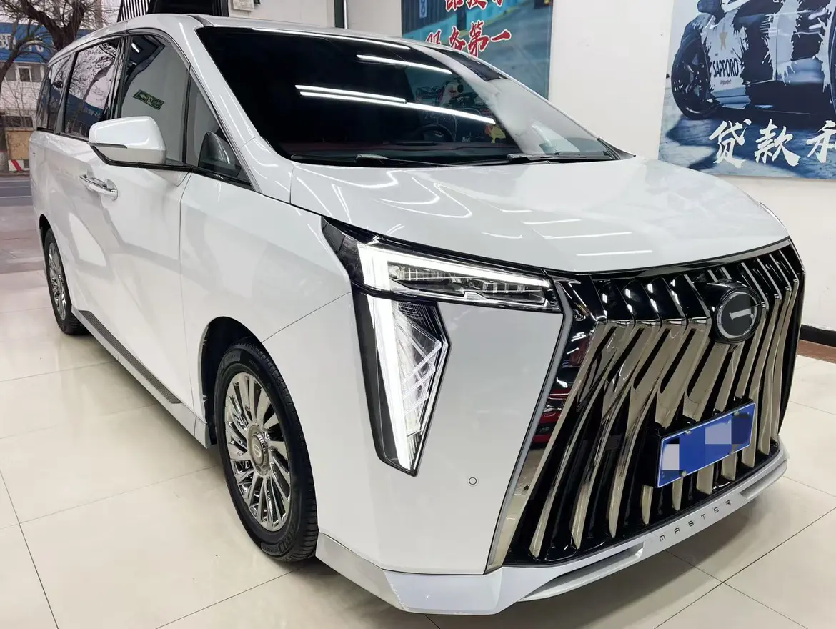 GAC Trumpchi M8  из Китая