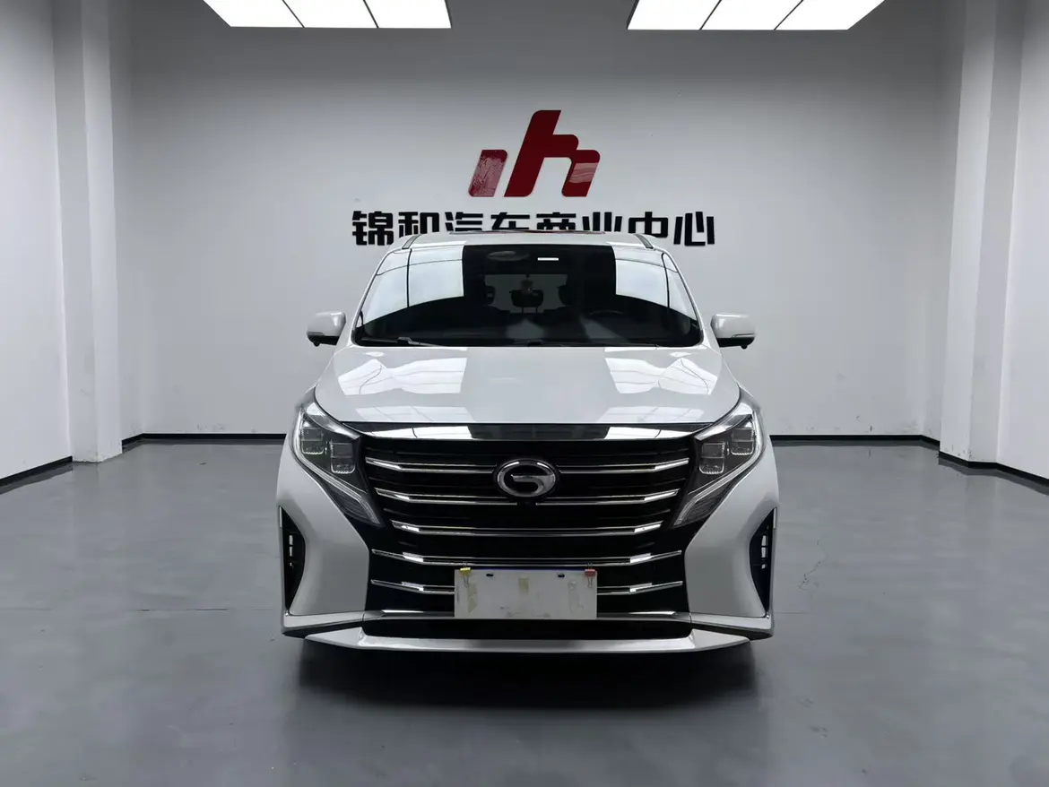 GAC Trumpchi M8  из Китая