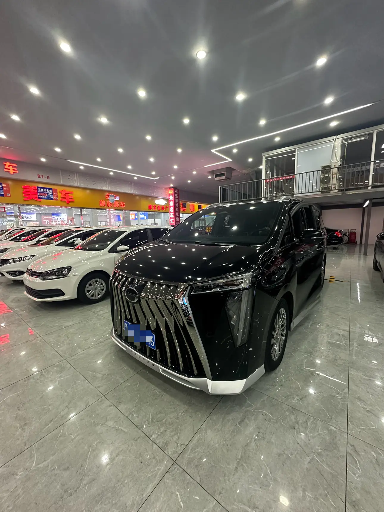 GAC Trumpchi M8  из Китая