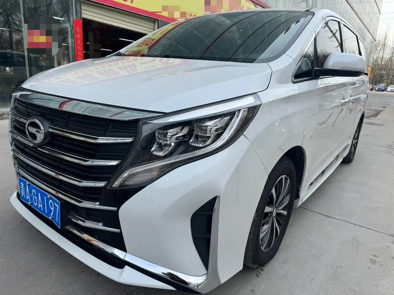 GAC Trumpchi M8  из Китая